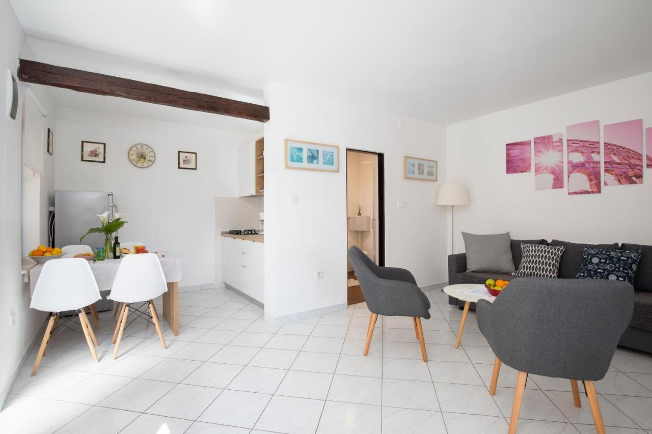 House Ingrid Apartament Pula