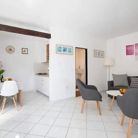 Ferienwohnung House Ingrid Pula Exterior foto