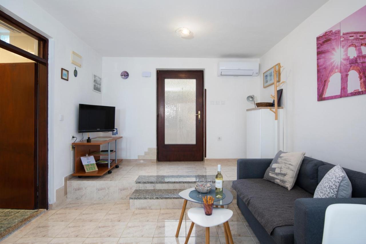 House Ingrid Apartament Pula